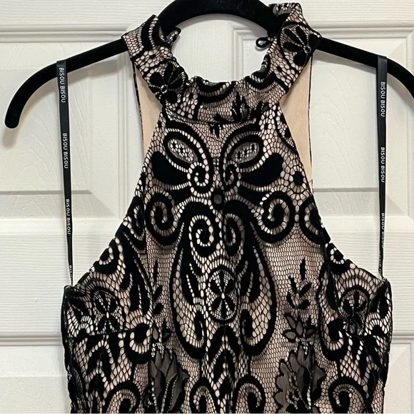 Bisou Bisou | Dresses | Bisou Bisou Lace Black And Nude Dress | Poshmark